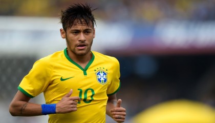 AYX爱游戏中国-巴黎奥运马拉松测试赛，肯尼亚选手包揽前二，巴黎奥运会马拉松官网