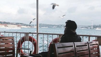 爱游戏下载-乌迪内斯攻防兼备，战胜劲旅升至前茅，乌迪内斯比赛视频聚胜顽球汇