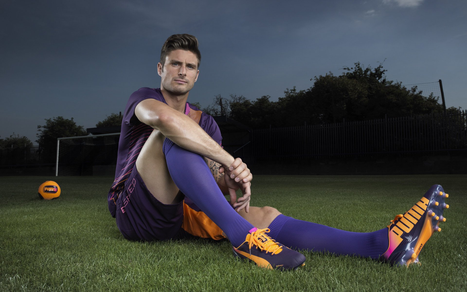 皇马主场-险胜埃瓦尔,本泽马破门贡献进球,皇马本泽马图片